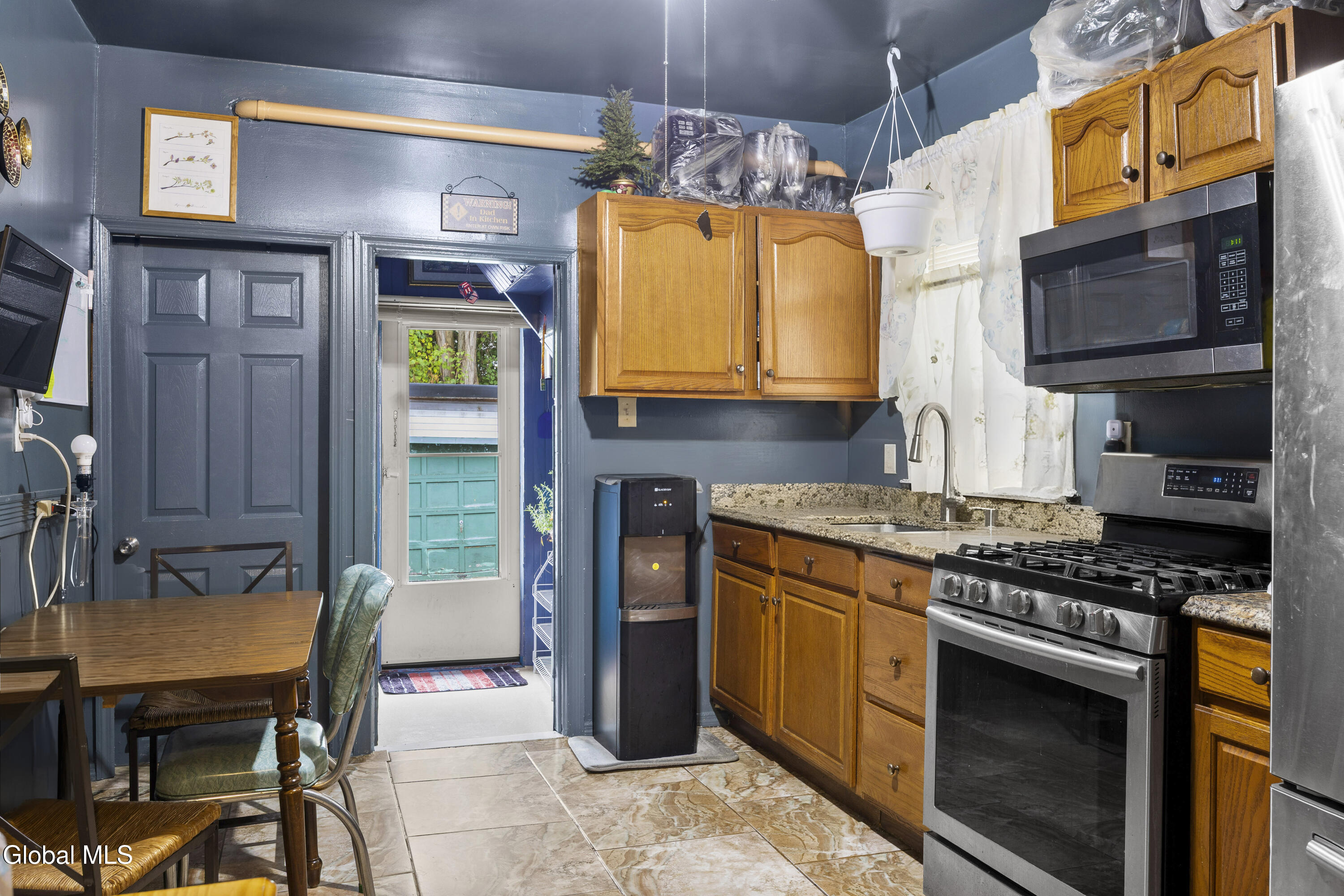1006 Strong Street Schenectady NY 12307