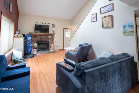 101-103 Stone Ridge Court Guilderland NY 12009