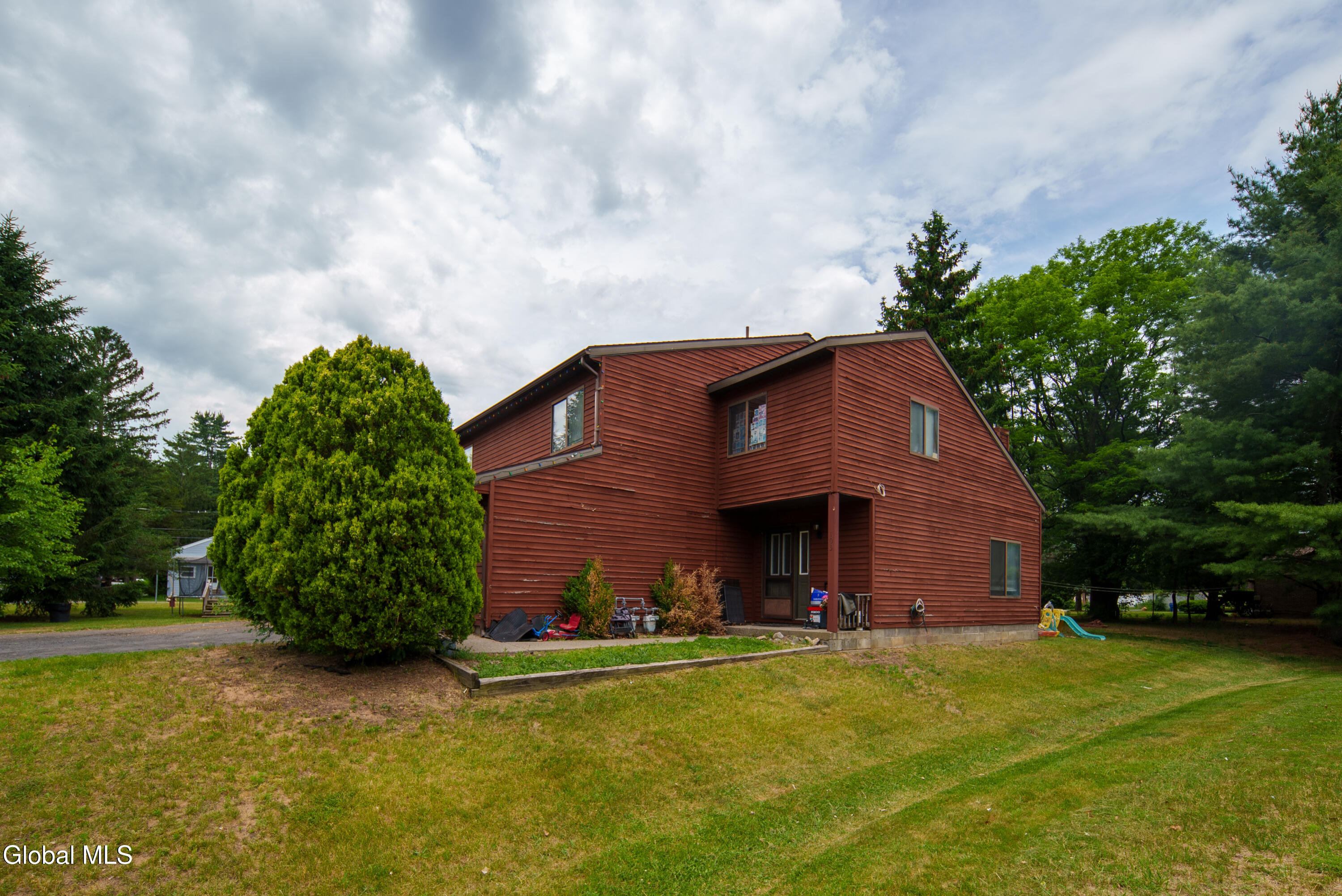 101-103 Stone Ridge Court Guilderland NY 12009