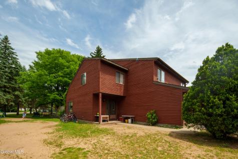 101-103 Stone Ridge Court Guilderland NY 12009