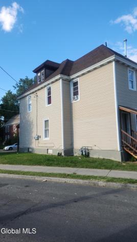 465 Hulett Street Schenectady NY 12307