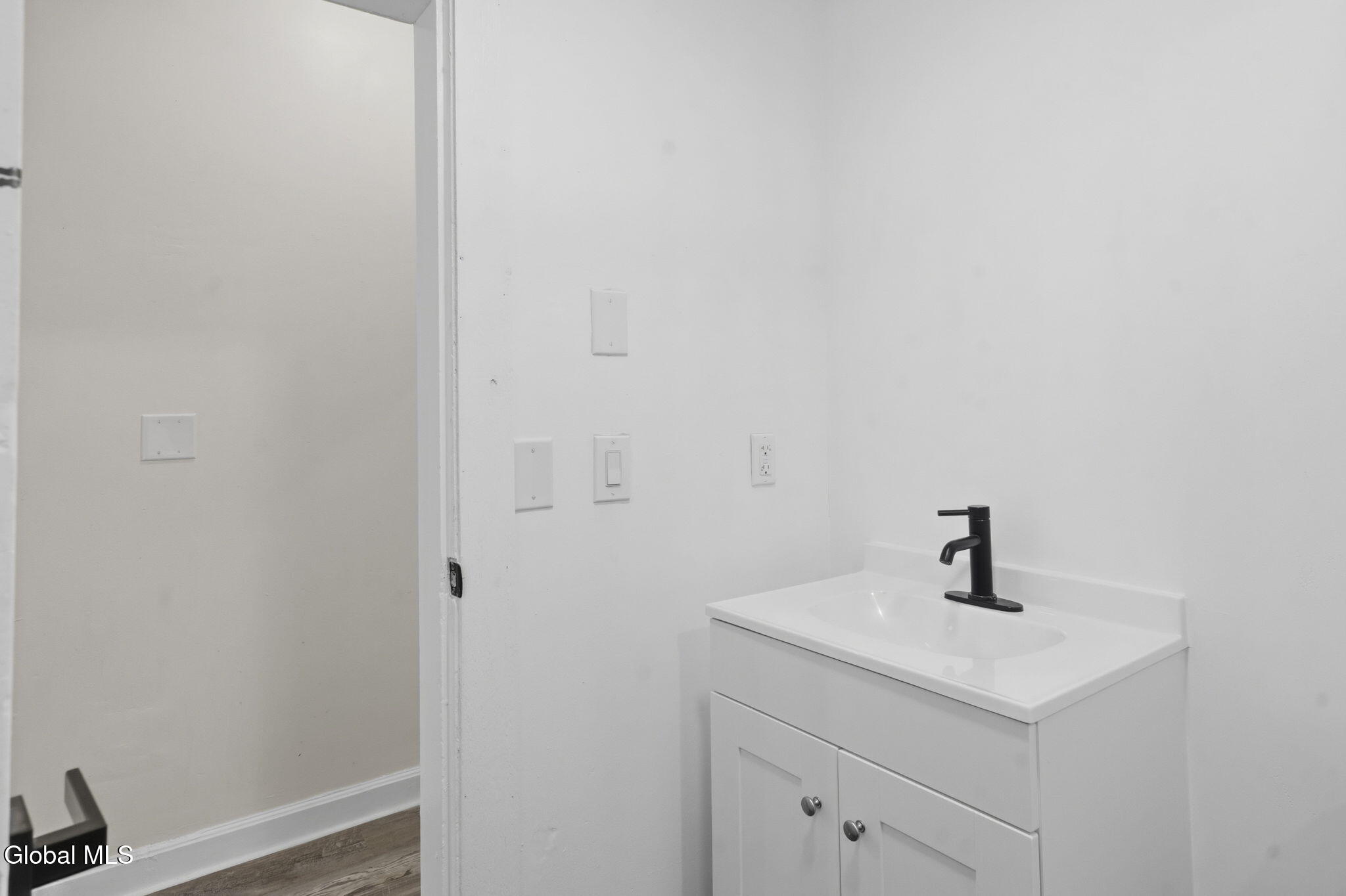 161 6th Avenue Troy NY 12180