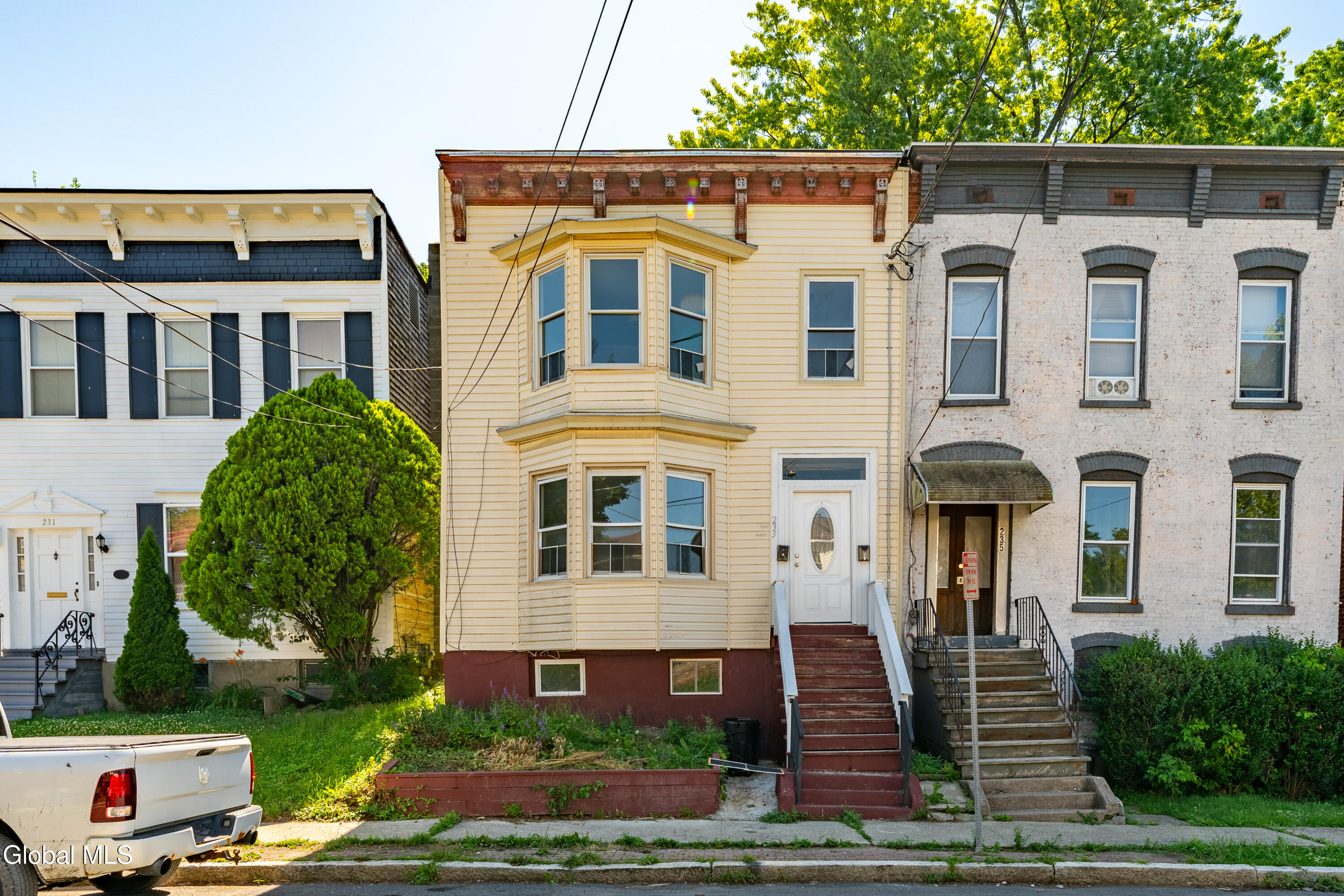 233 S Swan Street Albany NY 12202