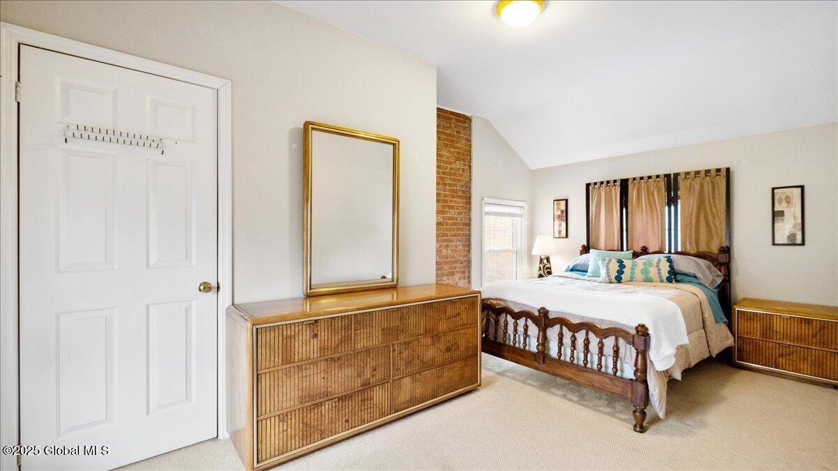 154 Washington Street Saratoga Springs NY 12866