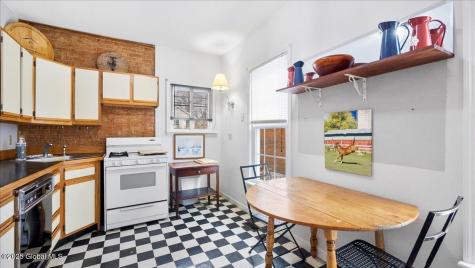 154 Washington Street Saratoga Springs NY 12866