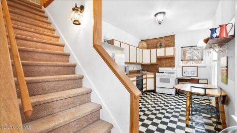 154 Washington Street Saratoga Springs NY 12866