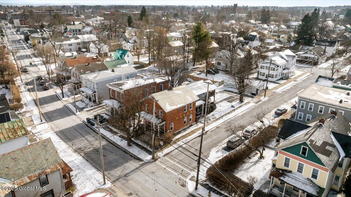 154 Washington Street Saratoga Springs NY 12866