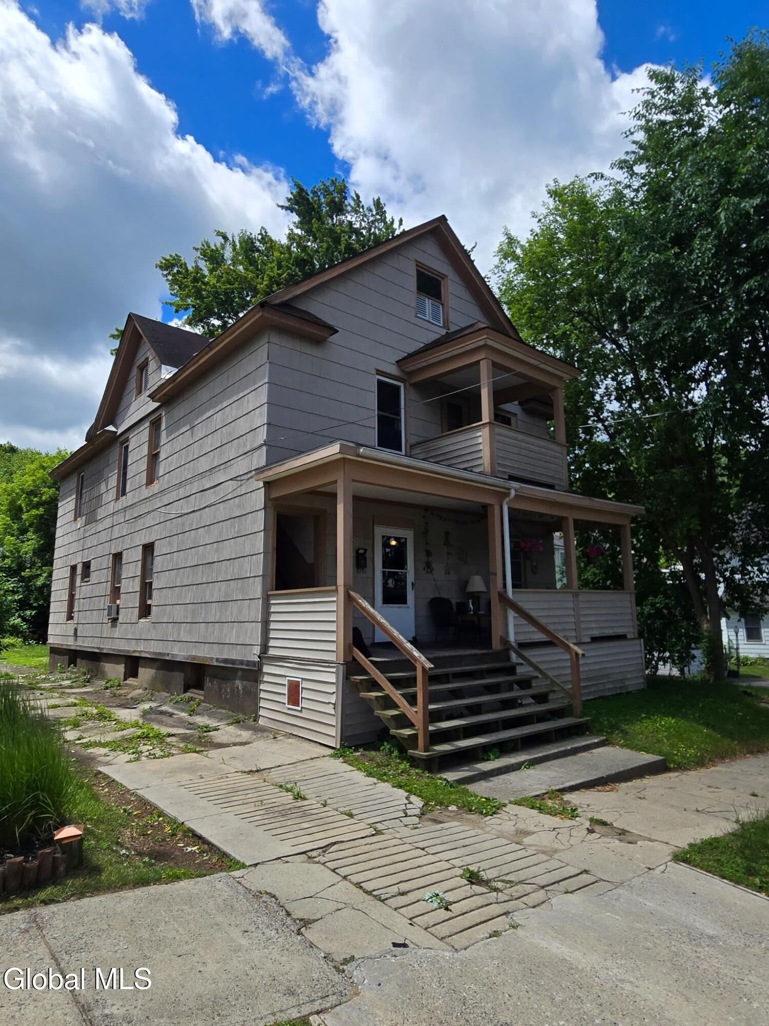 20 Vanwyck Street Gloversville NY 12078