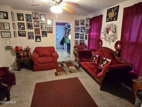 20 Vanwyck Street Gloversville NY 12078