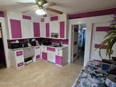 20 Vanwyck Street Gloversville NY 12078