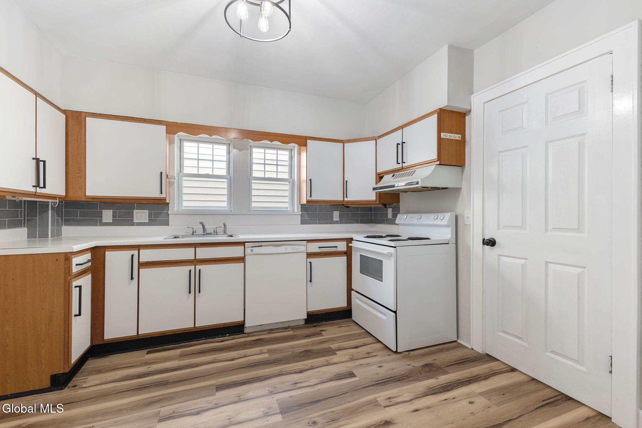 29 Turner Place Albany NY 12209