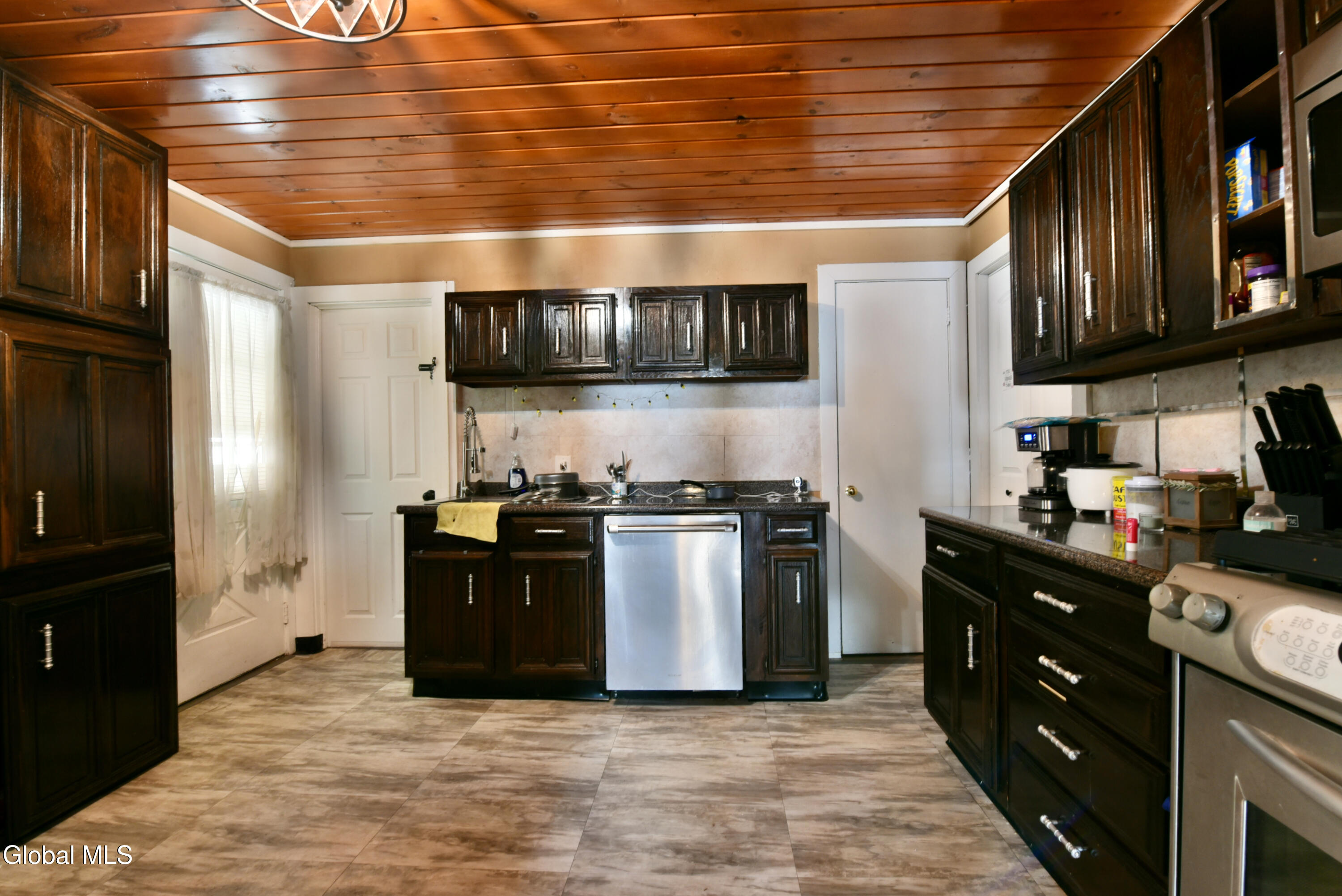 107 Dove Street Johnstown NY 12095