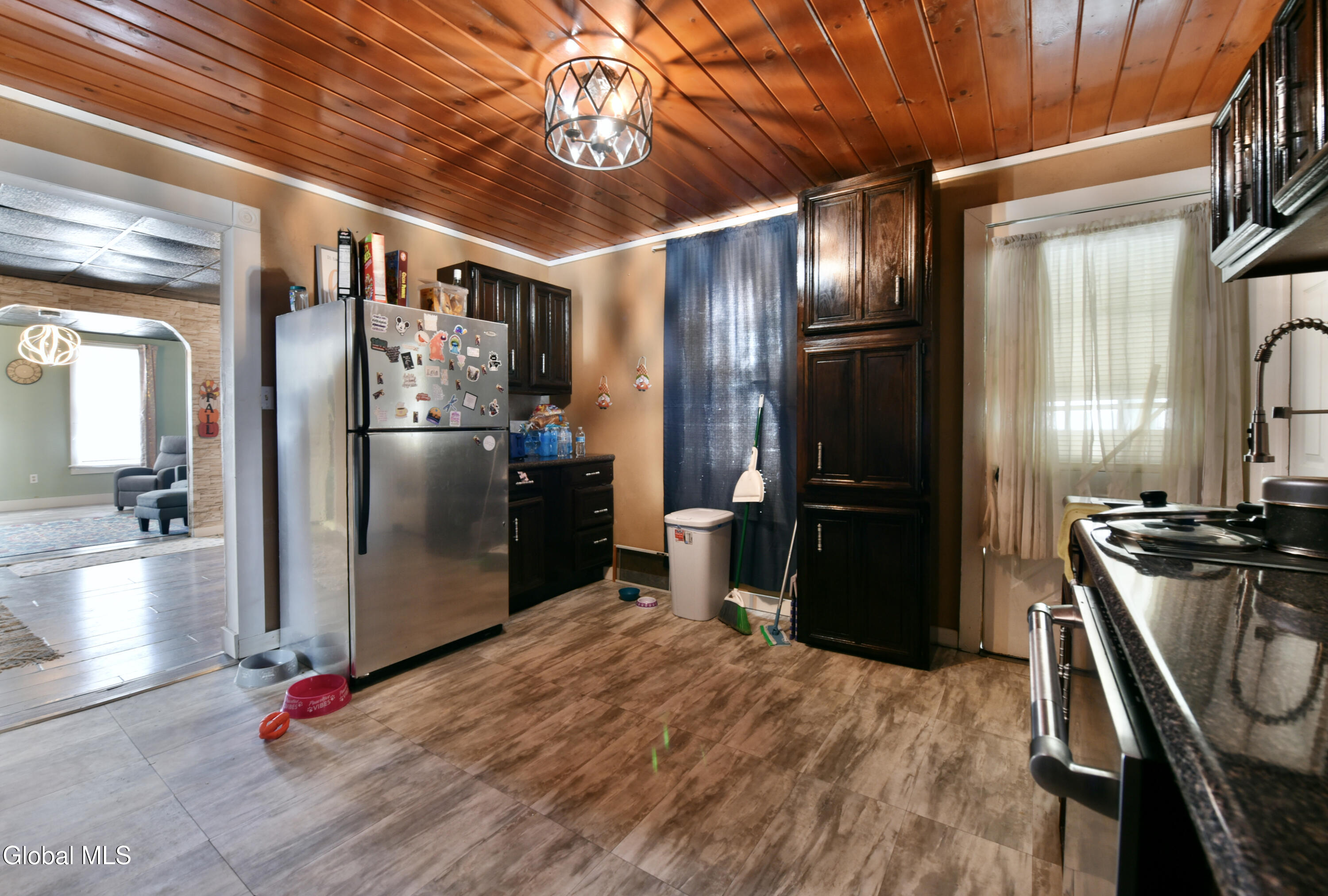 107 Dove Street Johnstown NY 12095