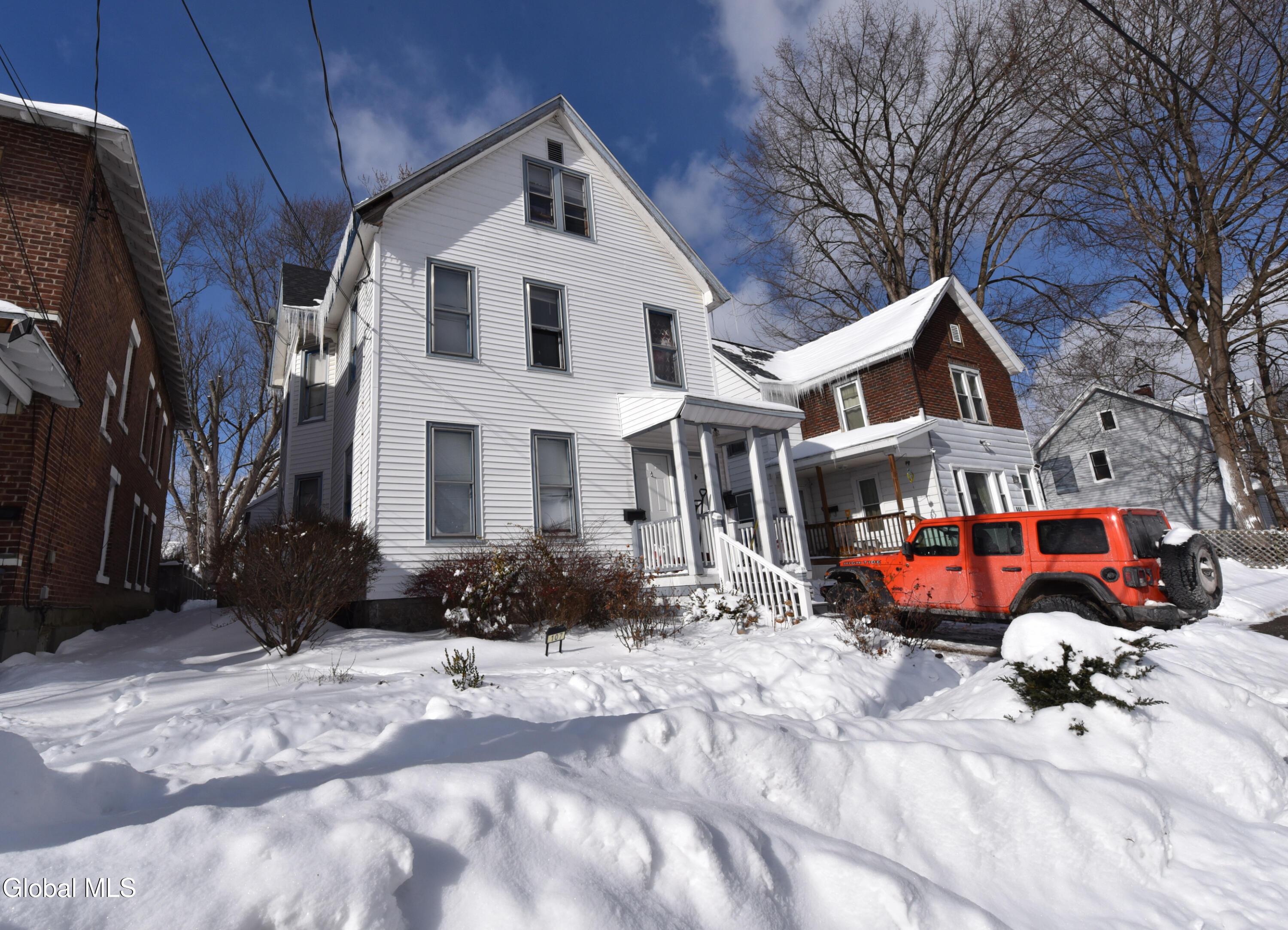 107 Dove Street Johnstown NY 12095