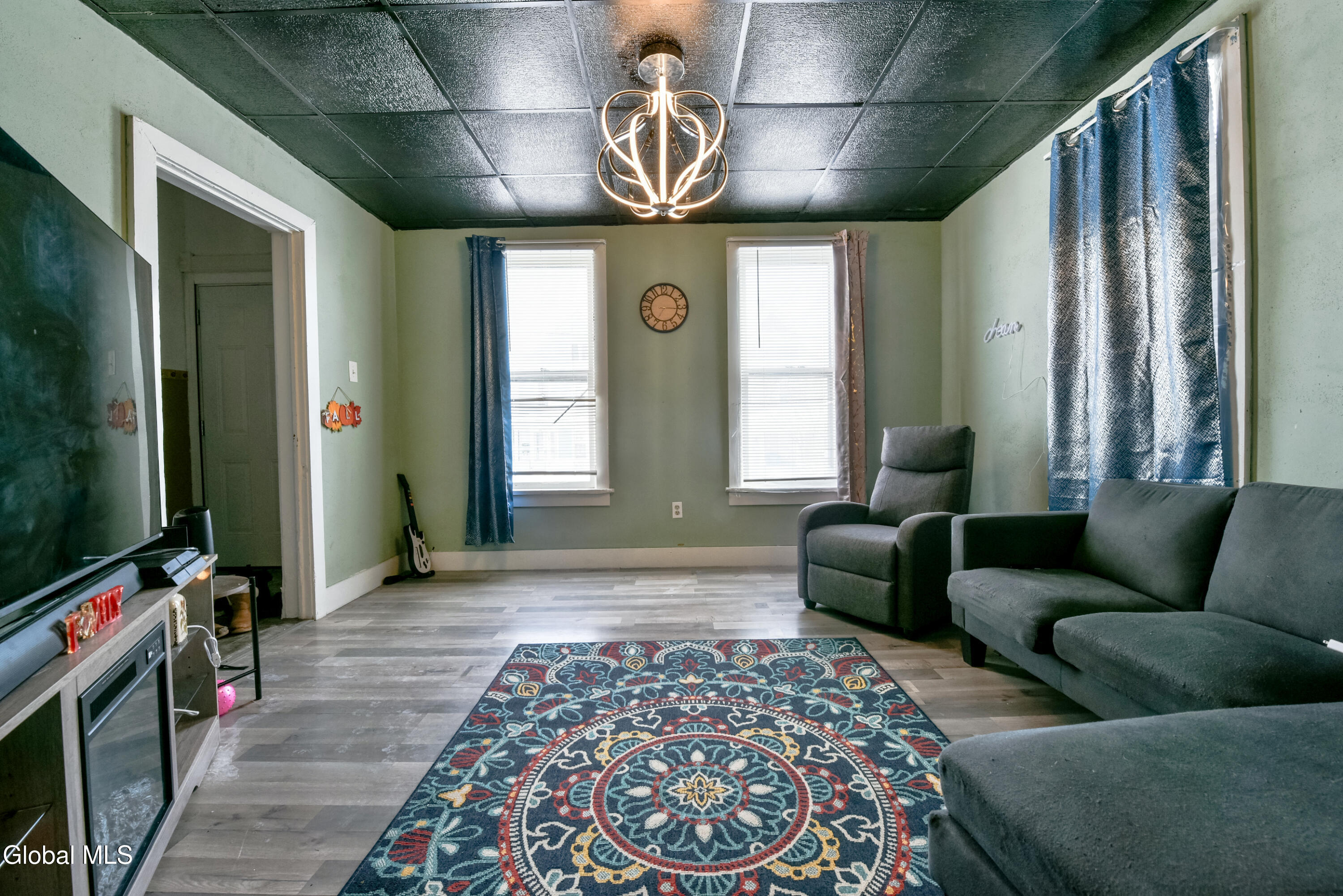 107 Dove Street Johnstown NY 12095