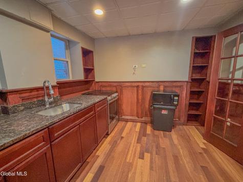79 Columbia Street Albany NY 12210