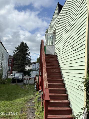 146 Hill Street Troy NY 12180