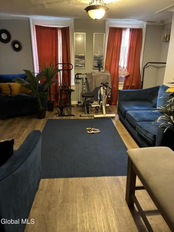146 Hill Street Troy NY 12180