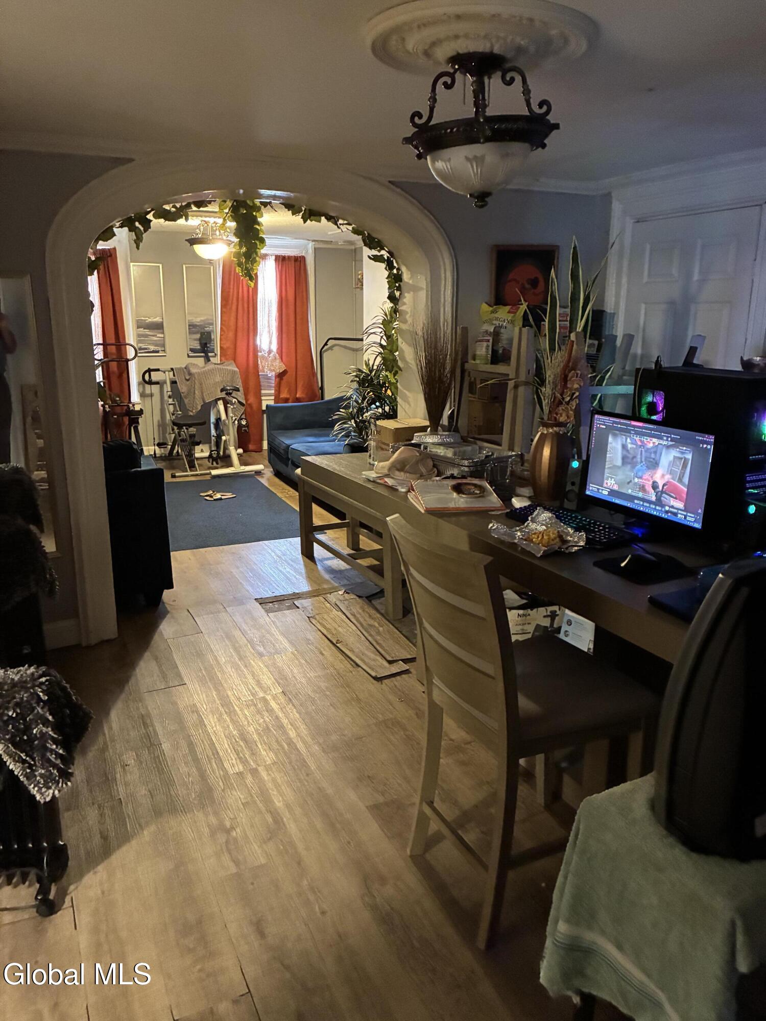 146 Hill Street Troy NY 12180