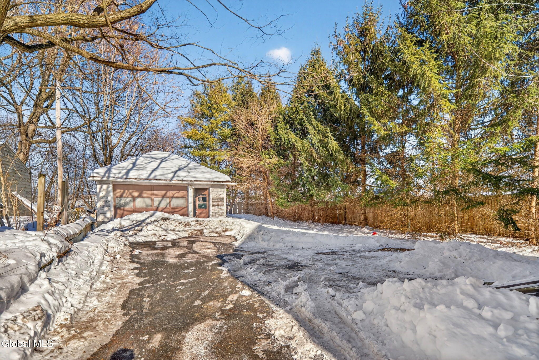 1617 Campbell Avenue Schenectady NY 12306
