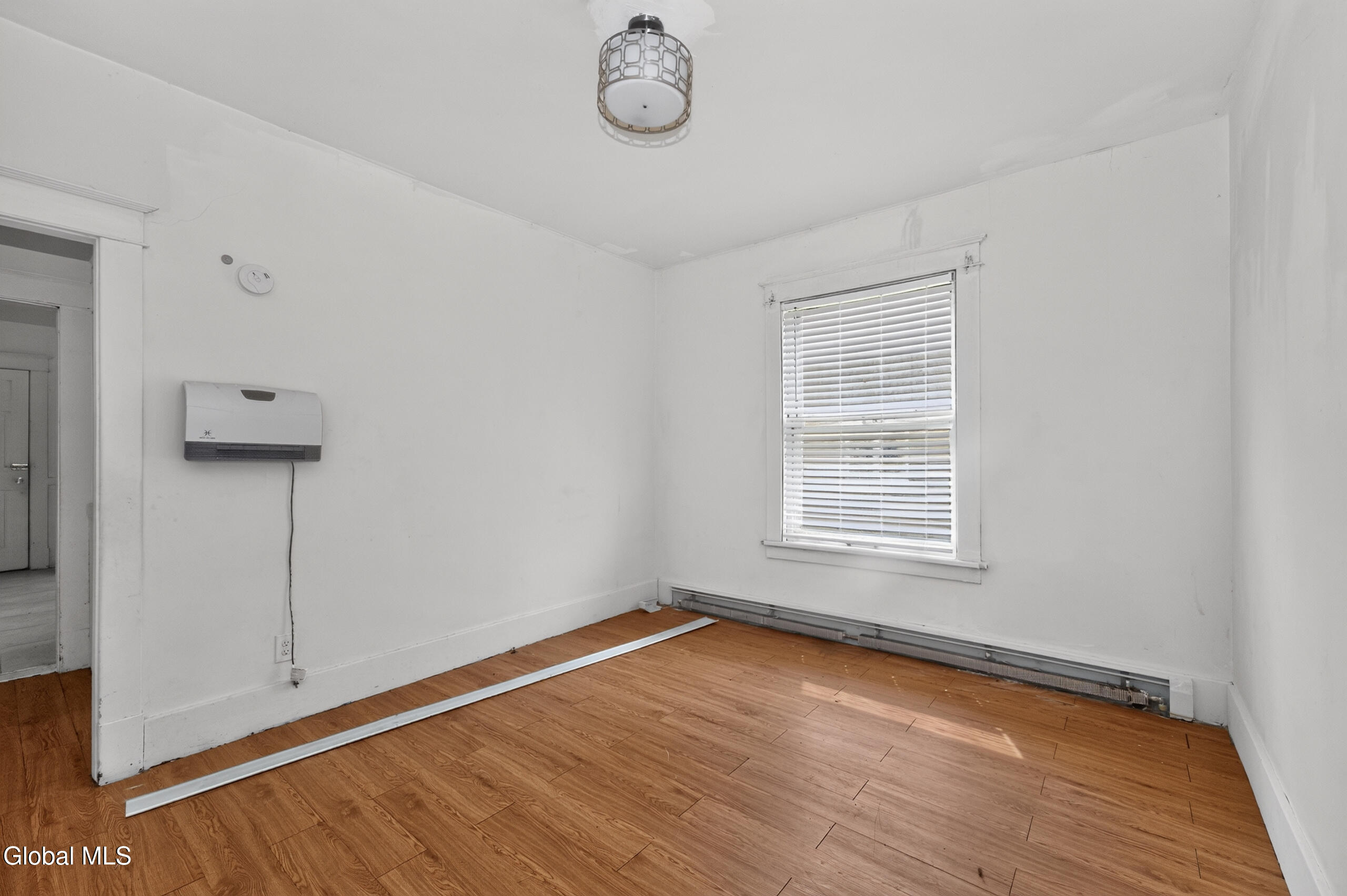 267-269 Vrooman Avenue Amsterdam NY 12010