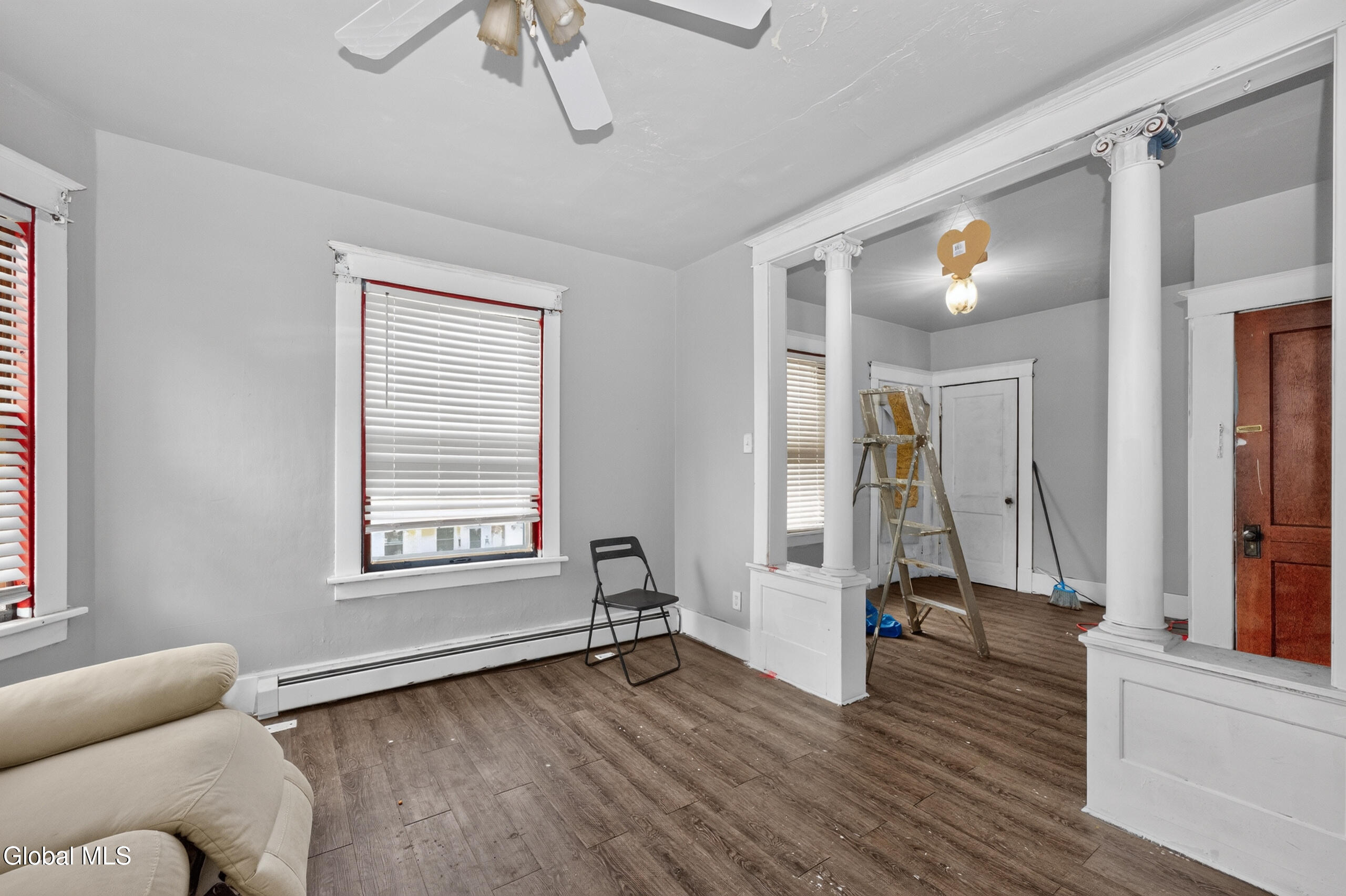 267-269 Vrooman Avenue Amsterdam NY 12010