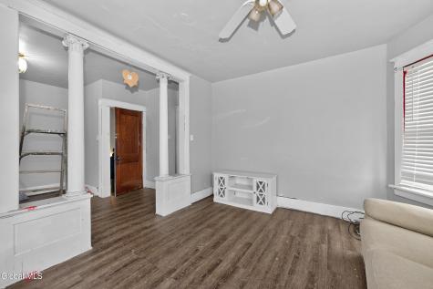 267-269 Vrooman Avenue Amsterdam NY 12010