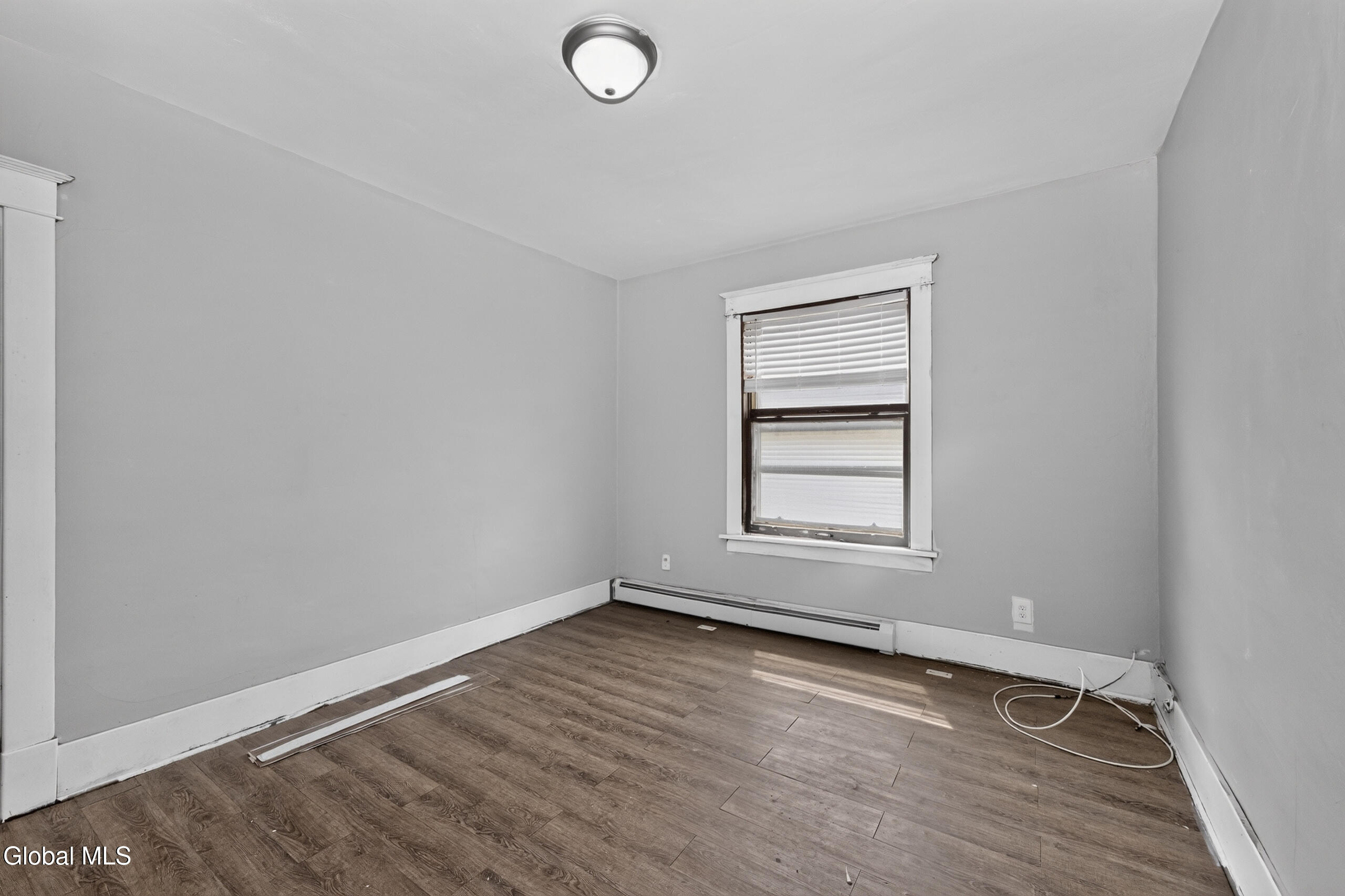 267-269 Vrooman Avenue Amsterdam NY 12010