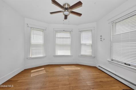 267-269 Vrooman Avenue Amsterdam NY 12010