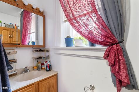 210 Union Street Schenectady NY 12305