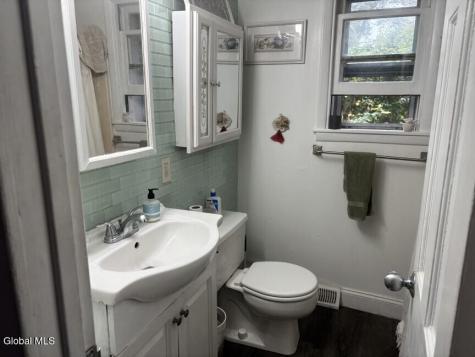 9287 New York 66 Averill Park NY 12018