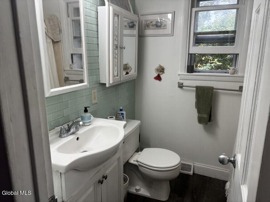 9287 New York 66 Averill Park NY 12018