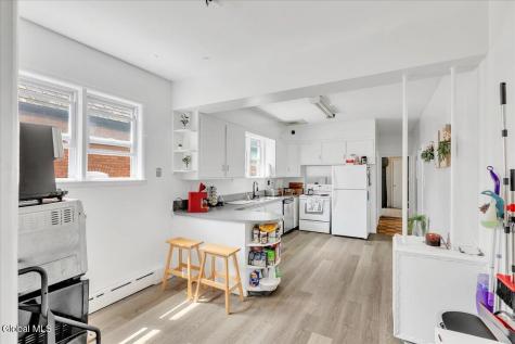 1517 Van Vranken Avenue Schenectady NY 12308