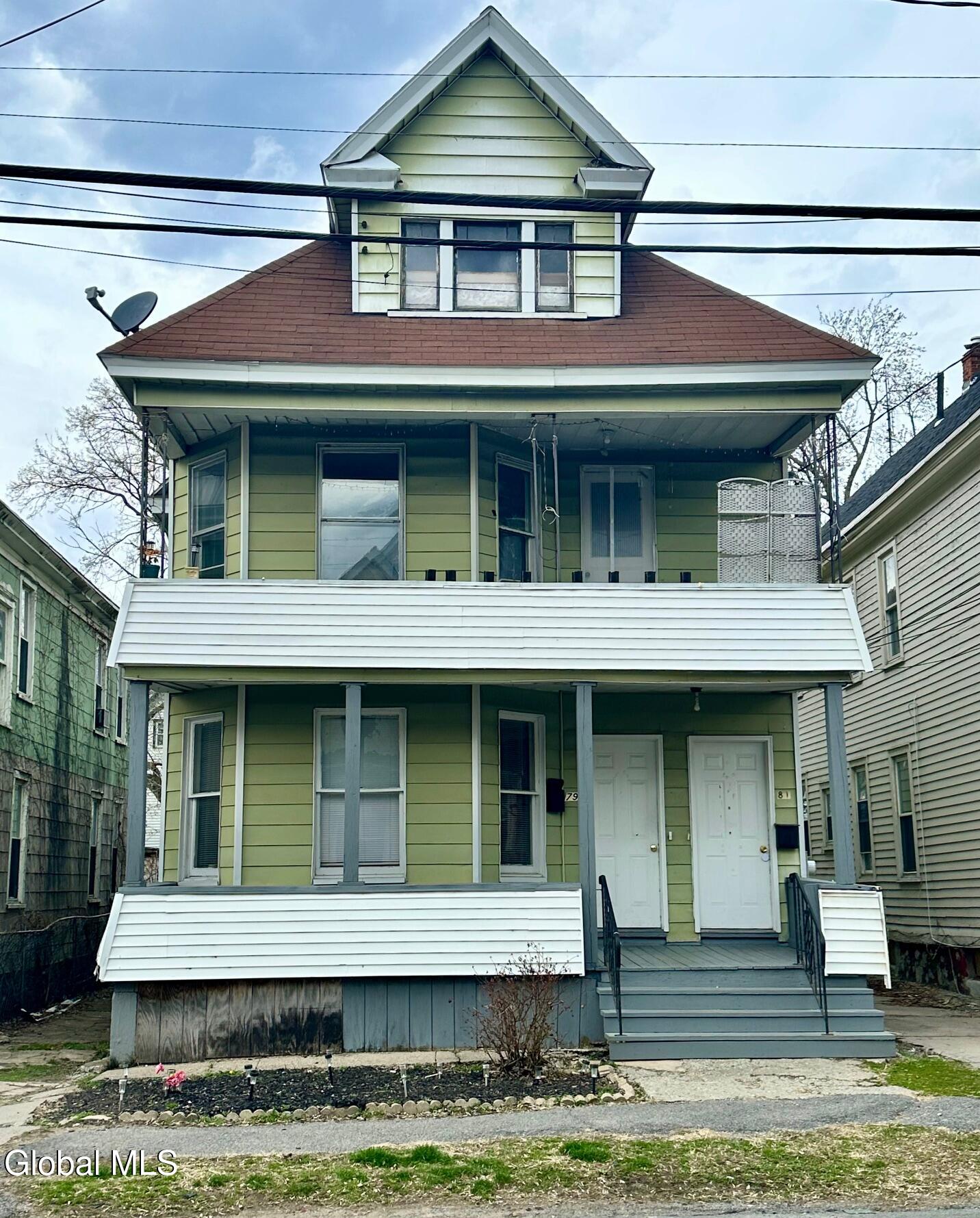 79 Robinson Street Schenectady NY 12304