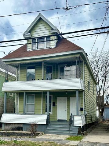 79 Robinson Street Schenectady NY 12304