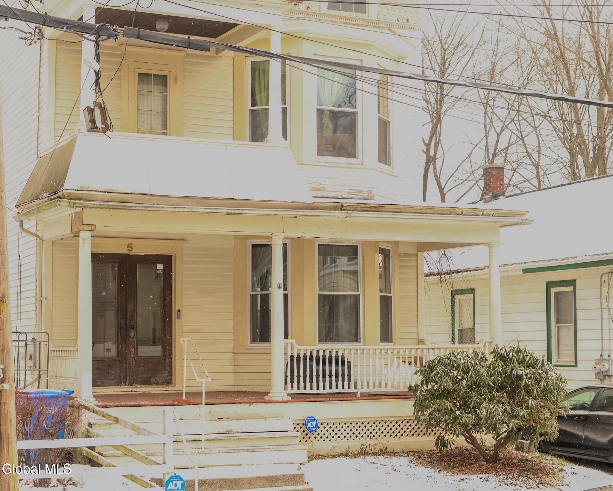 5 Moore Street Albany NY 12202