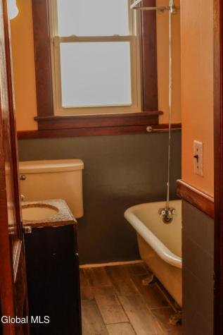 5 Moore Street Albany NY 12202