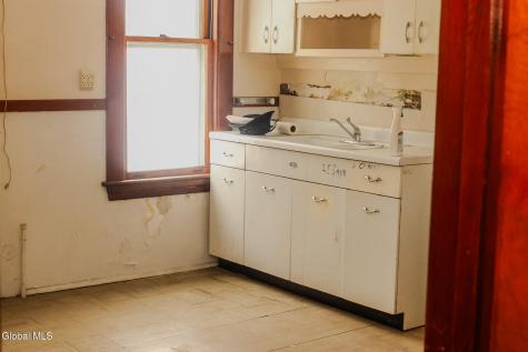 5 Moore Street Albany NY 12202