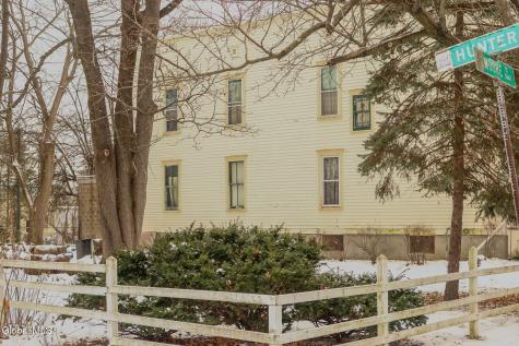 5 Moore Street Albany NY 12202