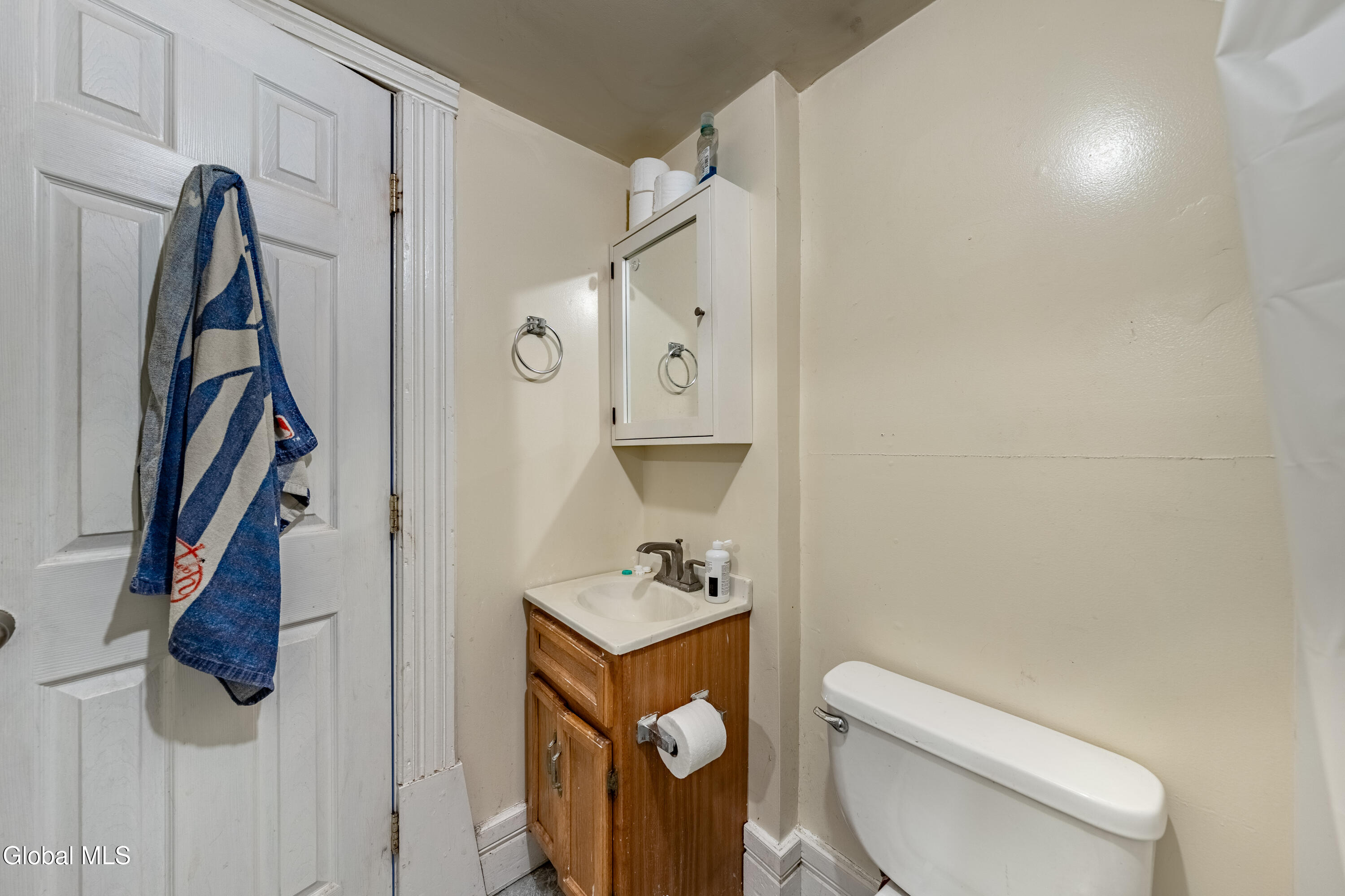 57 Bridge Street Broadalbin NY 12025