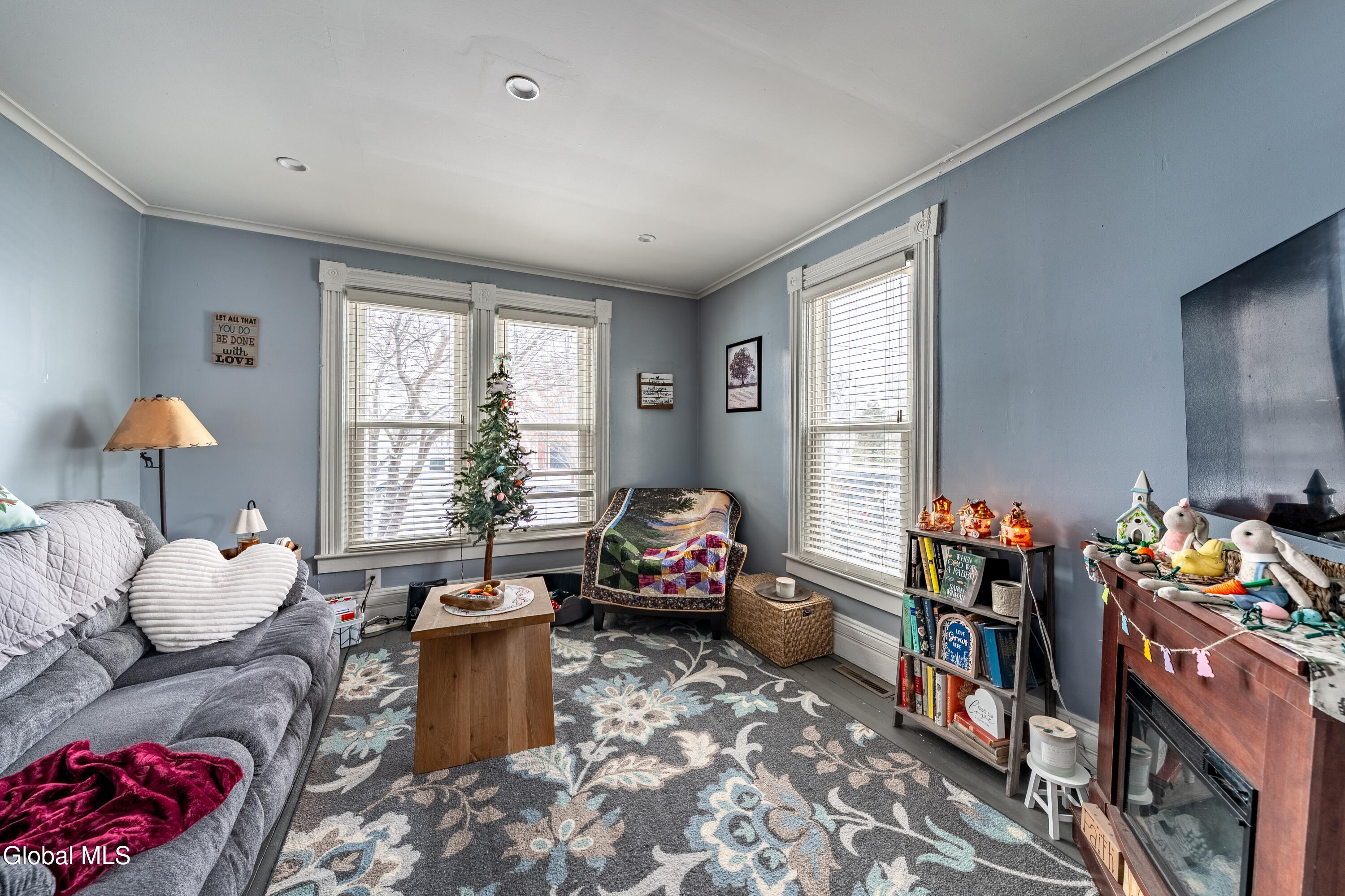 57 Bridge Street Broadalbin NY 12025