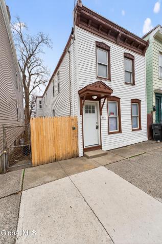 397 10th Street Troy NY 12180
