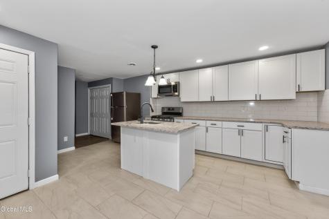 397 10th Street Troy NY 12180