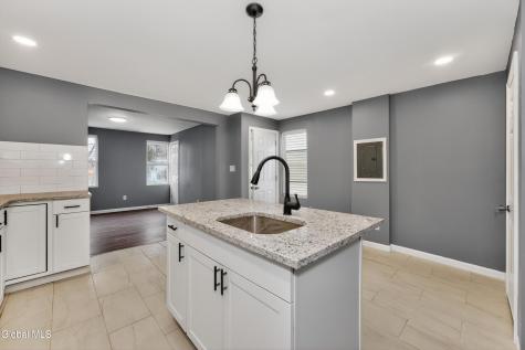 397 10th Street Troy NY 12180