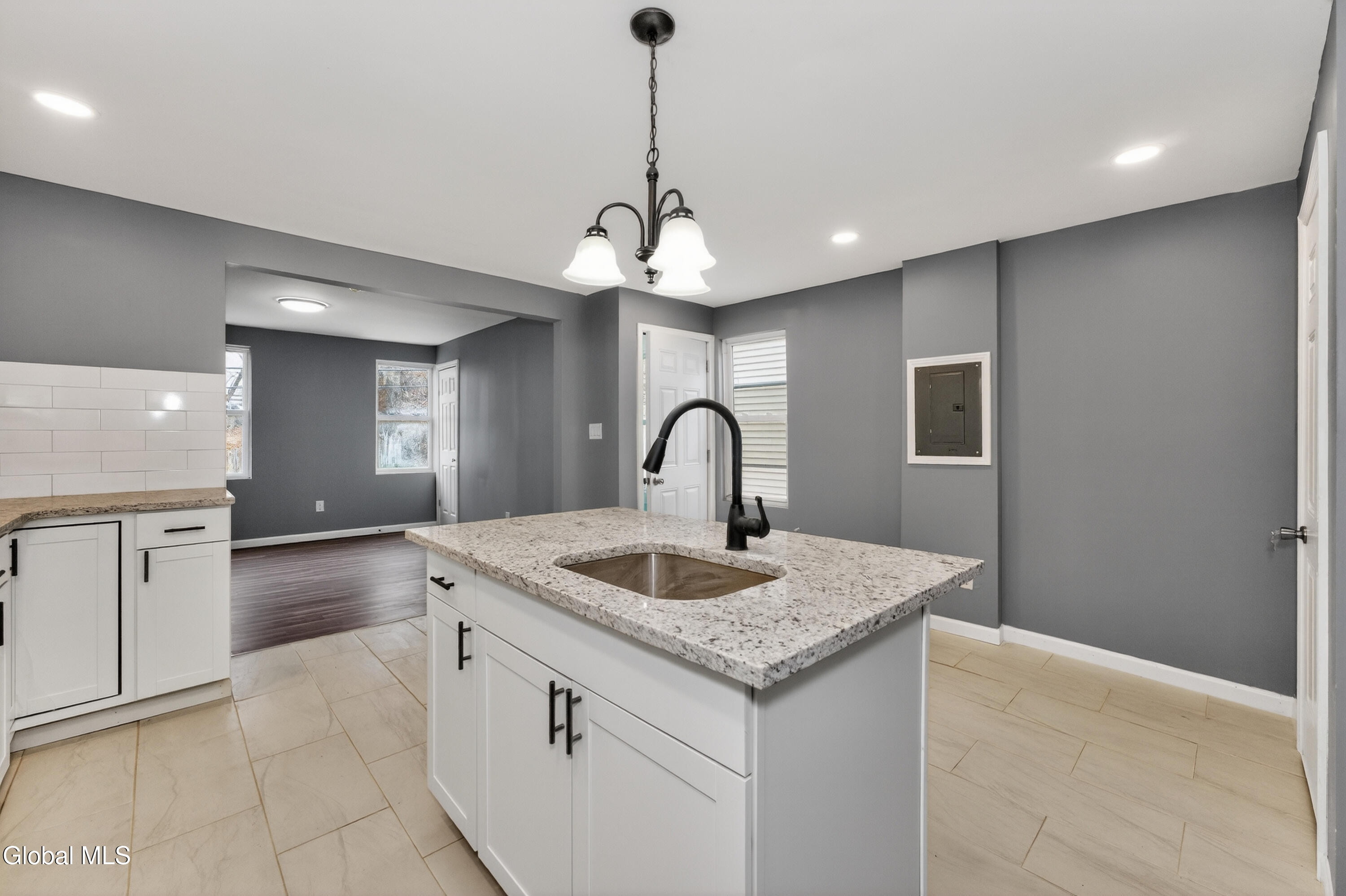 397 10th Street Troy NY 12180