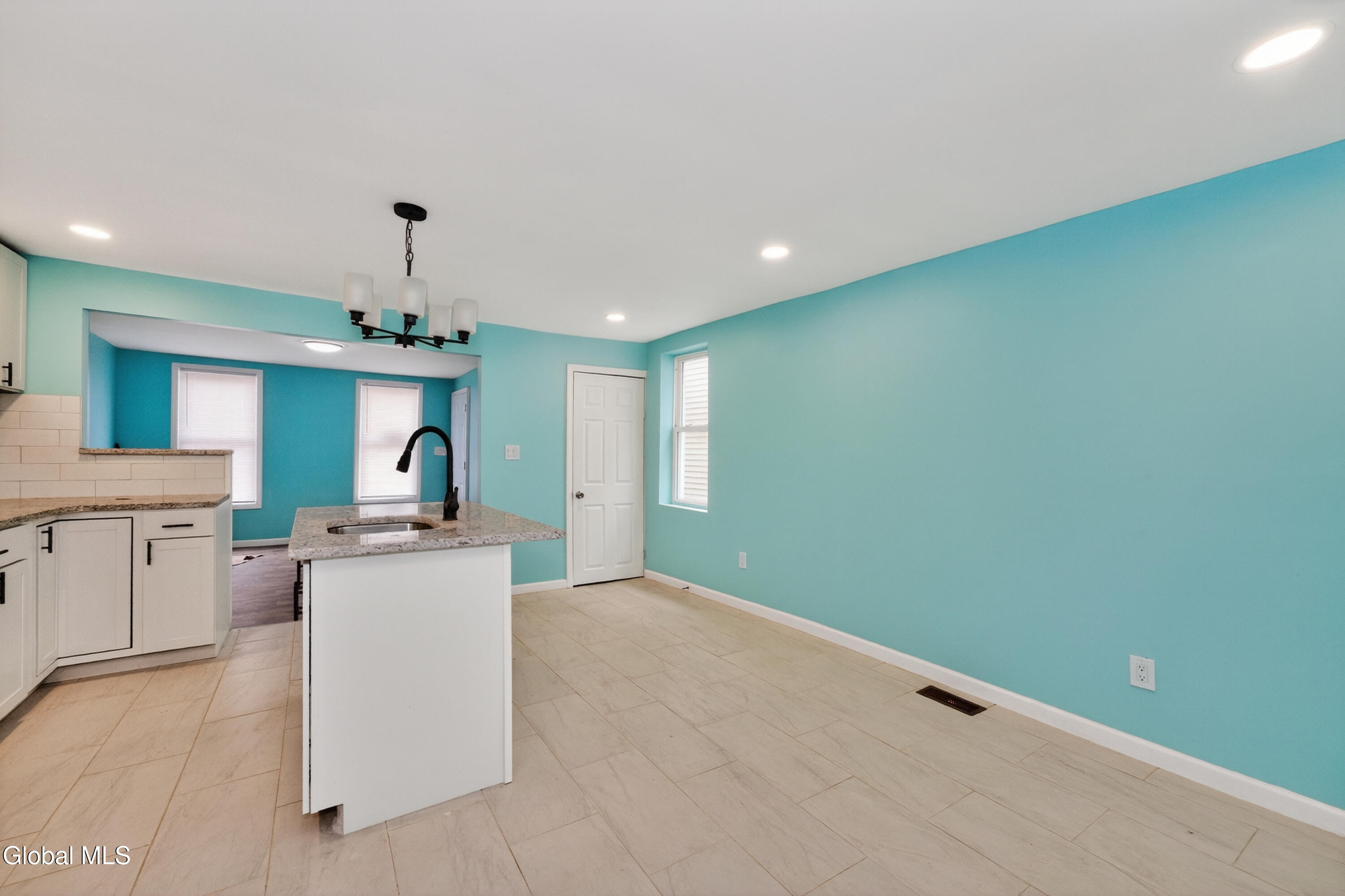 397 10th Street Troy NY 12180