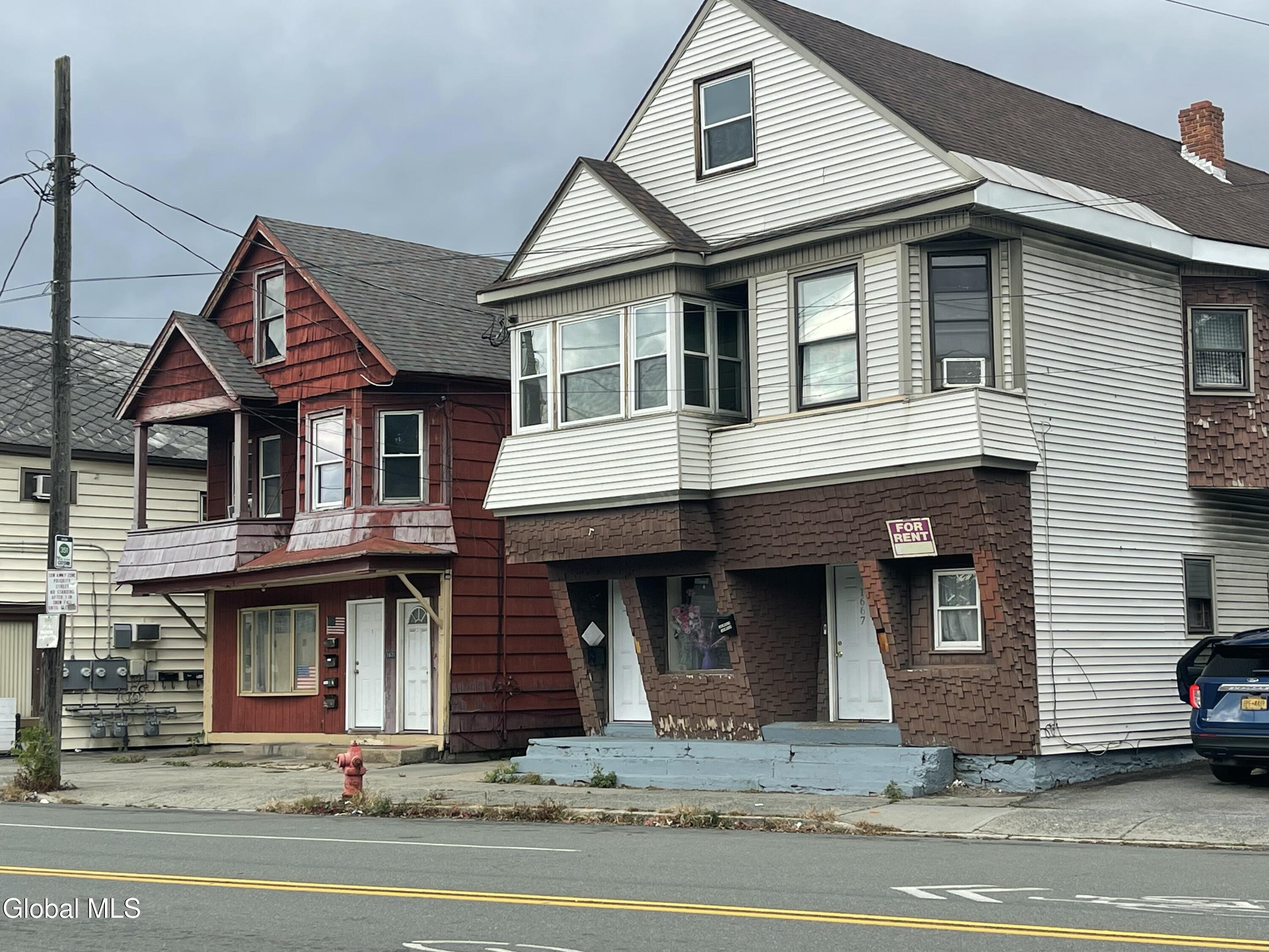 1667 Broadway Schenectady NY 12306
