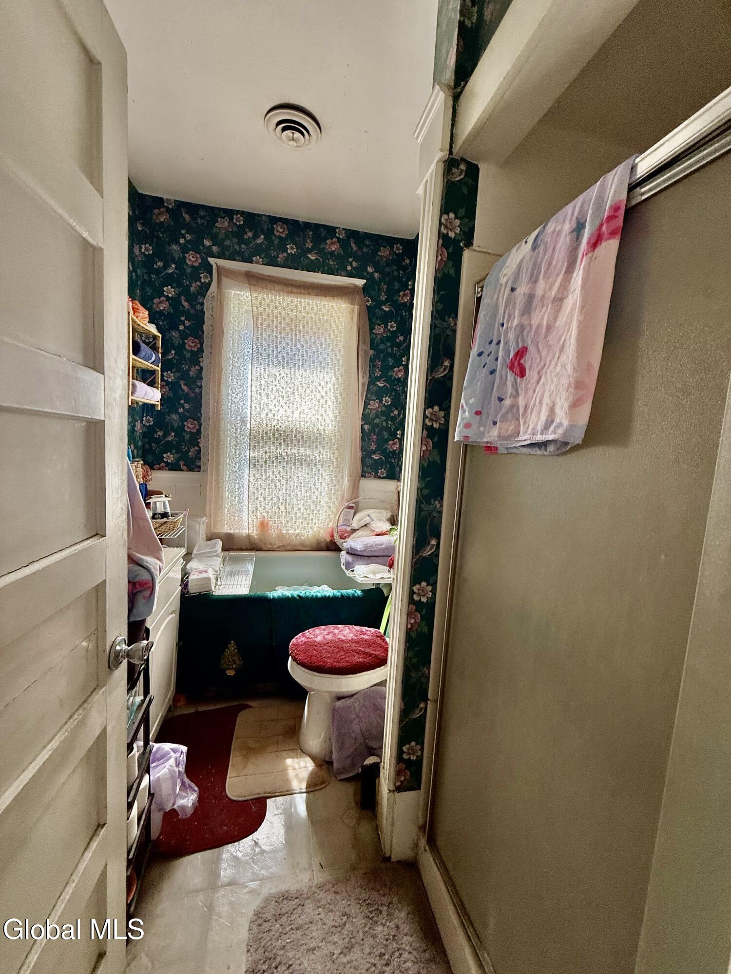 235 6th Avenue Troy NY 12180