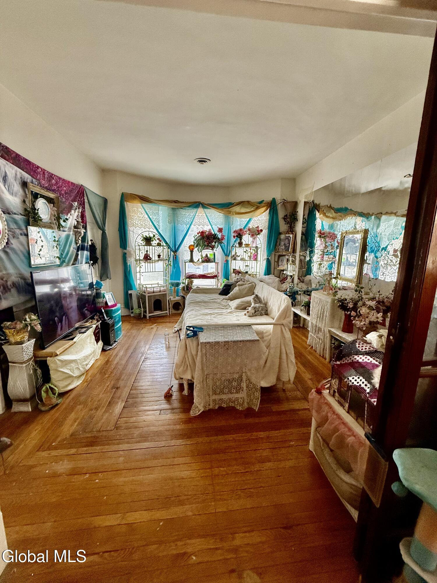 235 6th Avenue Troy NY 12180