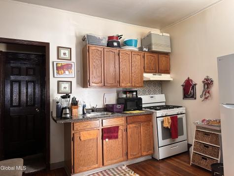 476 2nd Street Albany NY 12206